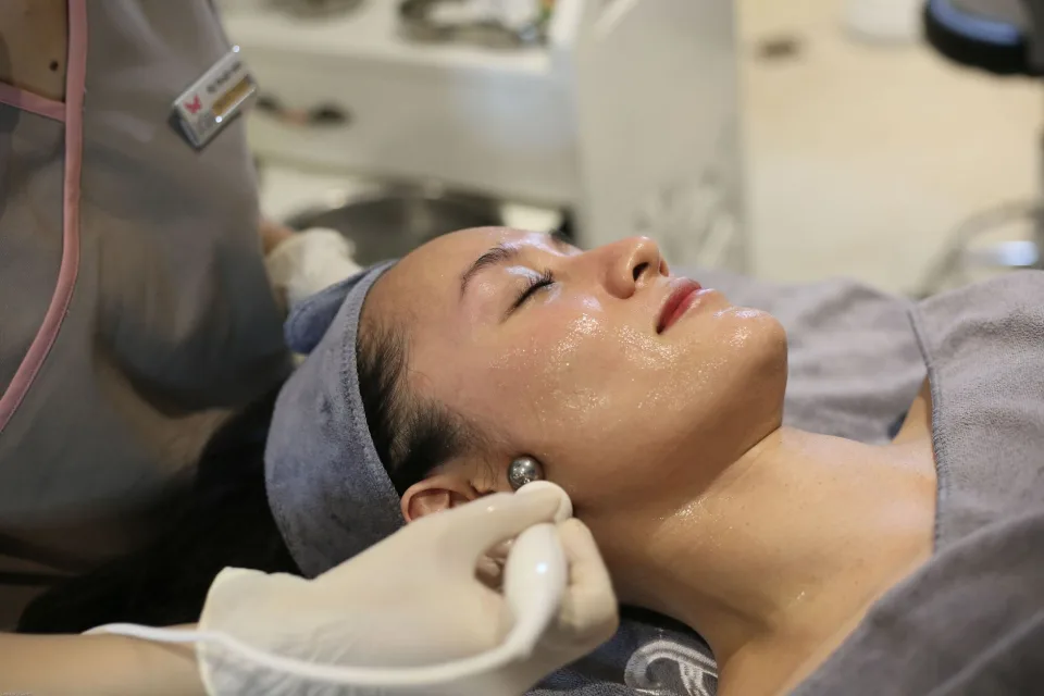 Đá nóng massage